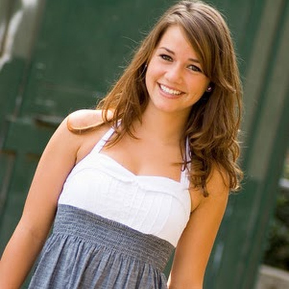 Meet your Posher, Chloe